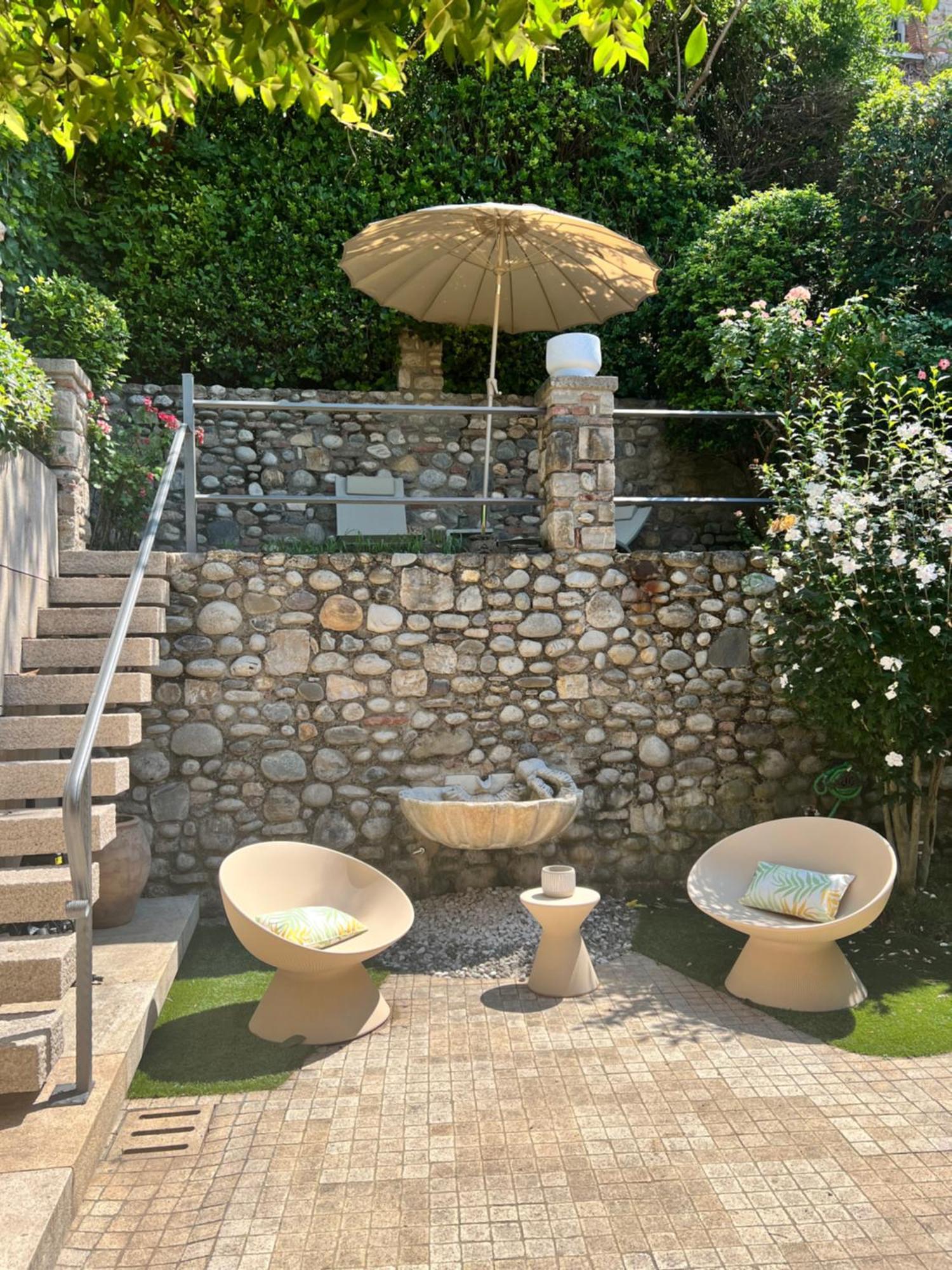 Garden Castle Apartment Desenzano del Garda